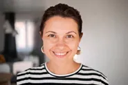 - Mariana Santos